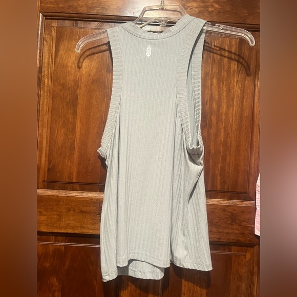 Free People Tank - Picture 2 of 3